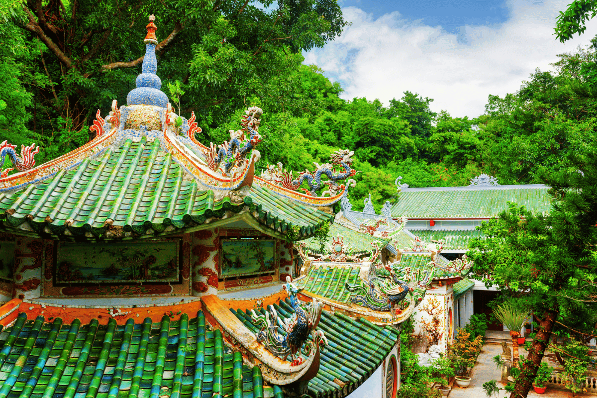 Chùa Linh Ứng Đà Nẵng: 3 Điểm Du Lịch Tâm Linh Nổi Tiếng