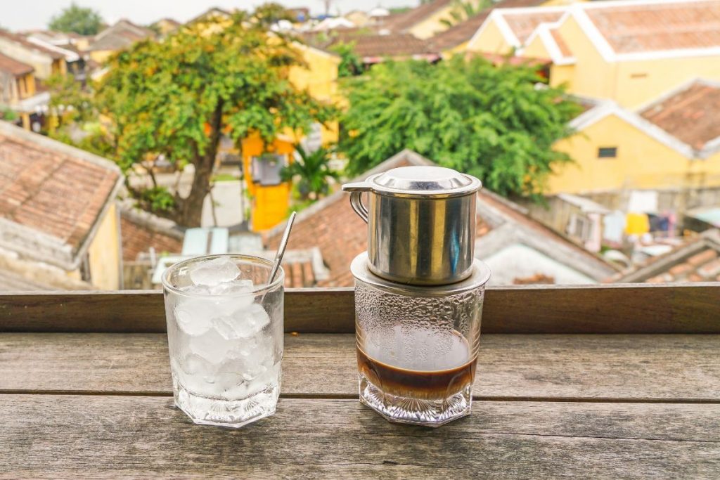 ，Hoi An Roastery是喜欢原味咖啡和古街咖啡文化氛围游客的理想去处。