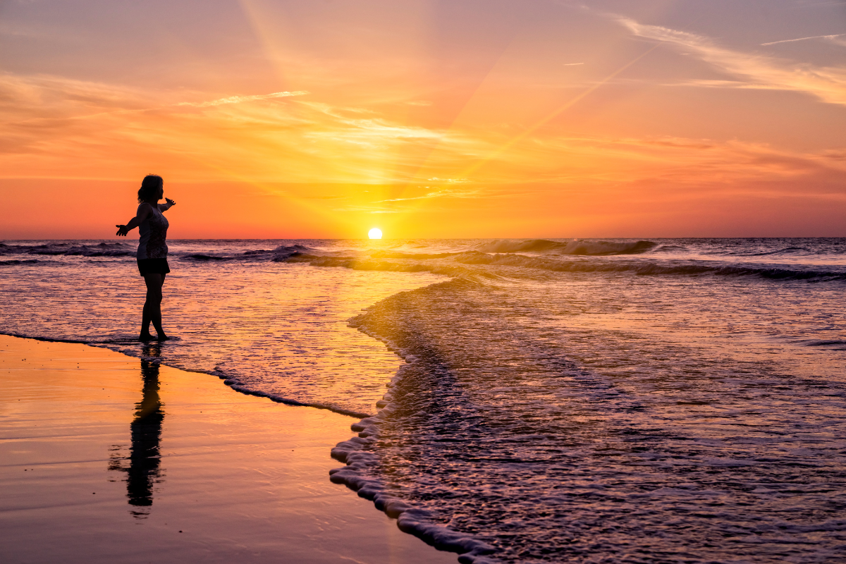 bai-rang-beach-da-nang-the-pristine-beauty-of-son-tra-peninsula